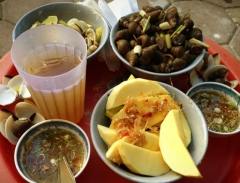 Những thức quà vặt cho mùa thu Hà Nội