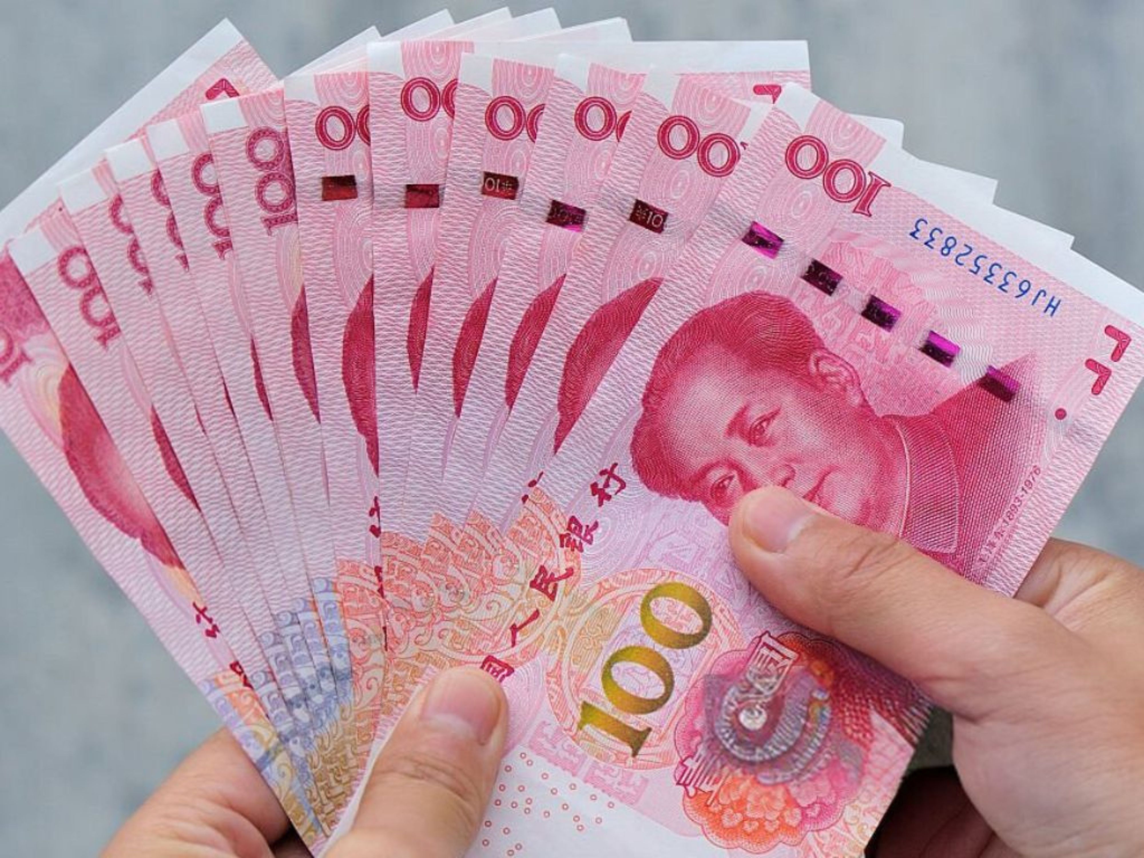 Đổi tiền khi đi du lịch Trung Quốc sẽ giúp bạn chi tiêu và giao dịch dễ dàng hơn