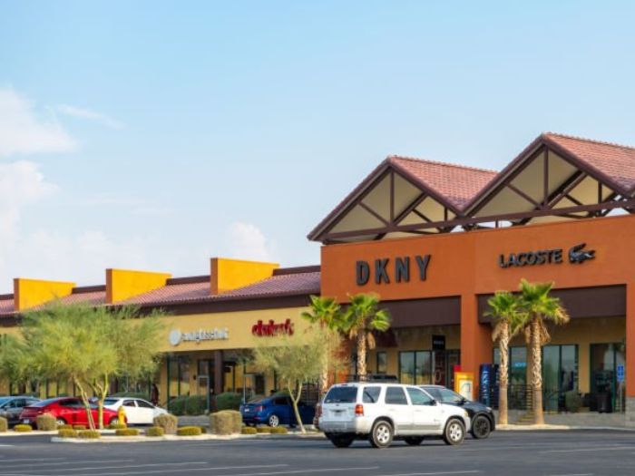 Cửa hàng bán lẻ tại The Outlets at Barstow
