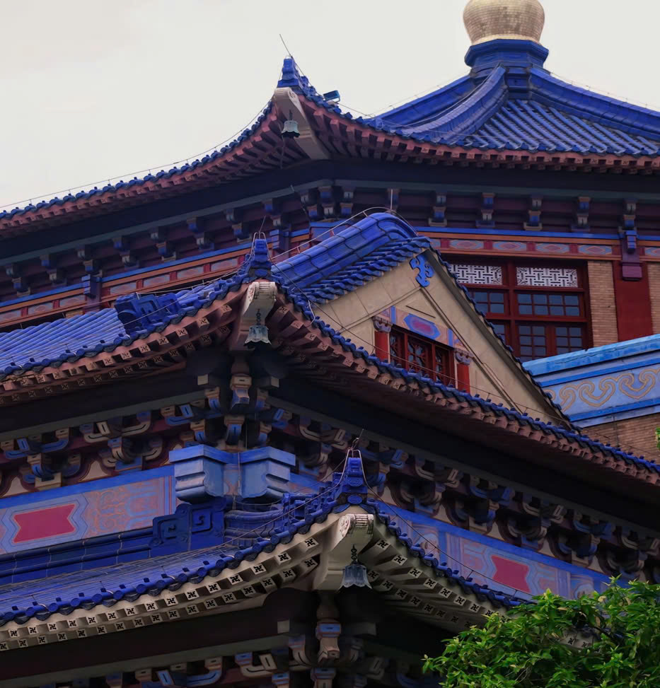 Cận cảnh công trình kiến trúc Đài tưởng niệm